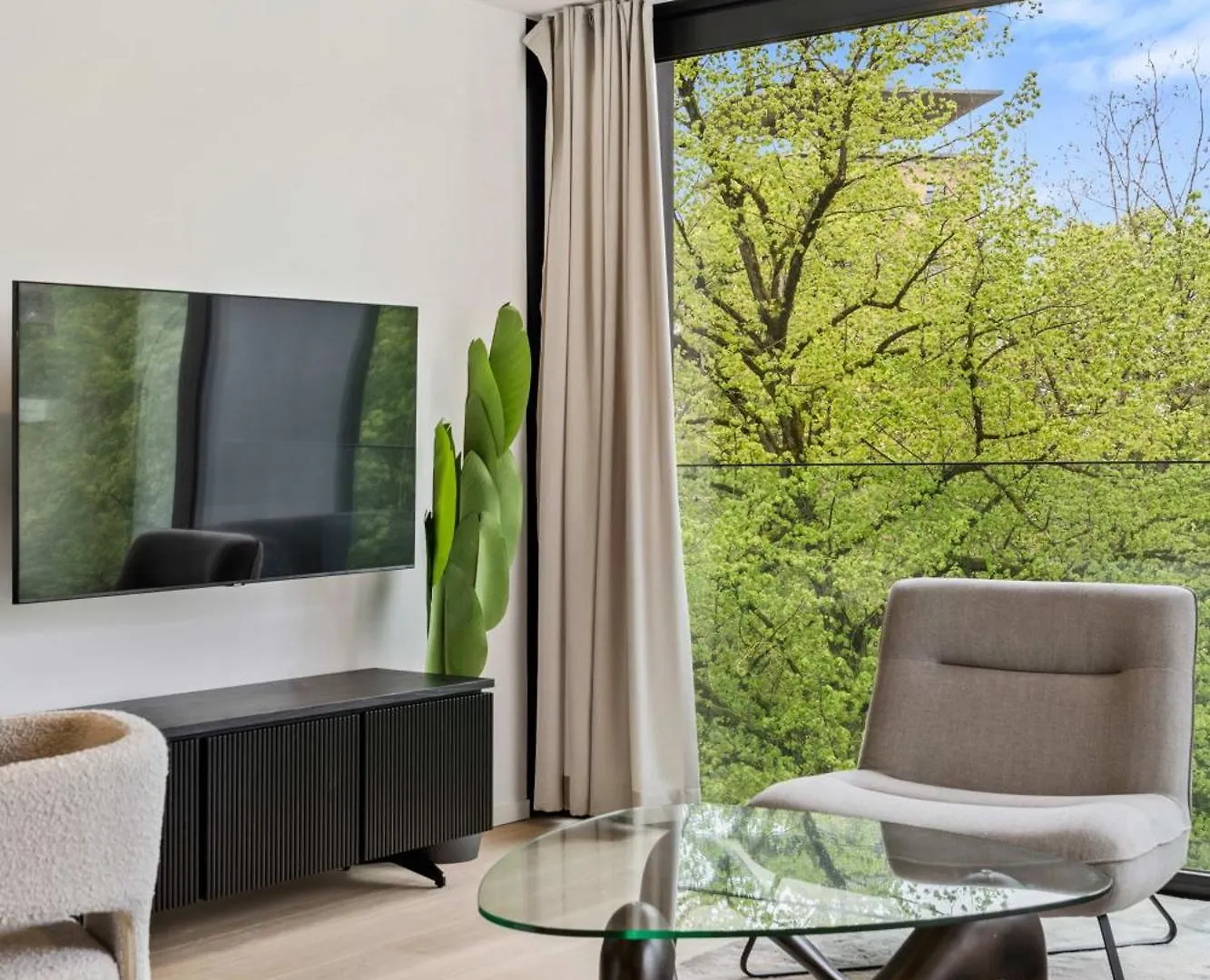 Luxury Downtown Apartment With Modern Amenities 룩셈부르크