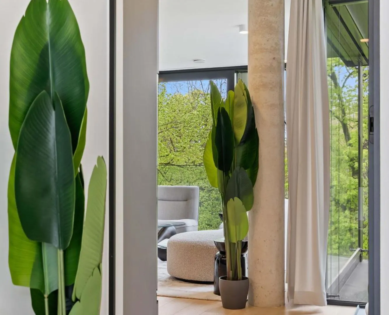 Luxury Downtown Apartment With Modern Amenities Luxembourg Luxembourg